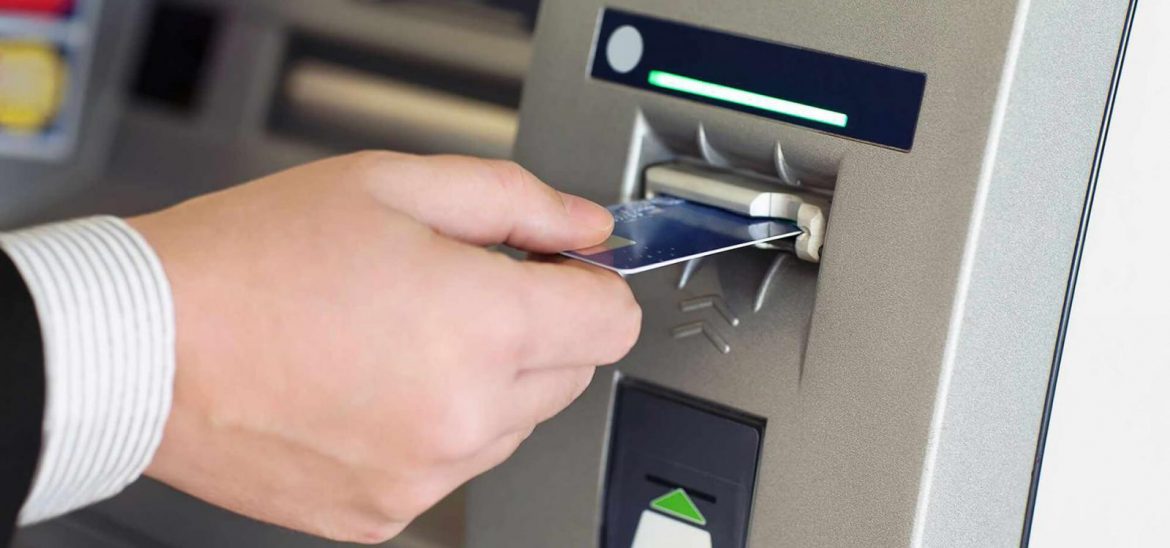 Cây ATM Sẽ Không Phải Chịu Áp Lực Lớn Rút Tiền Mặt Như Mọi Năm