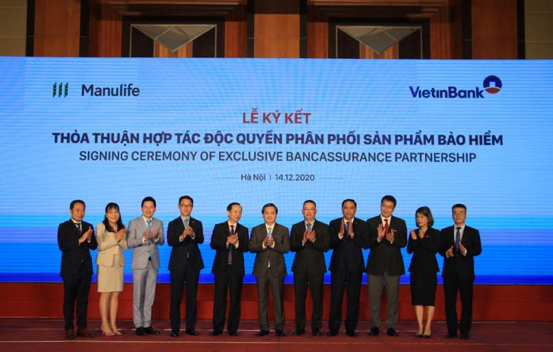 Manulife thỏa thuận liên kết hợp tác với Vietinbank